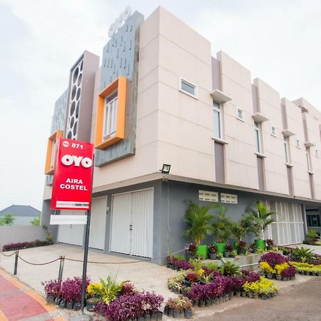 Hotel Oyo 871 Aira Costel à Cianjur Extérieur photo