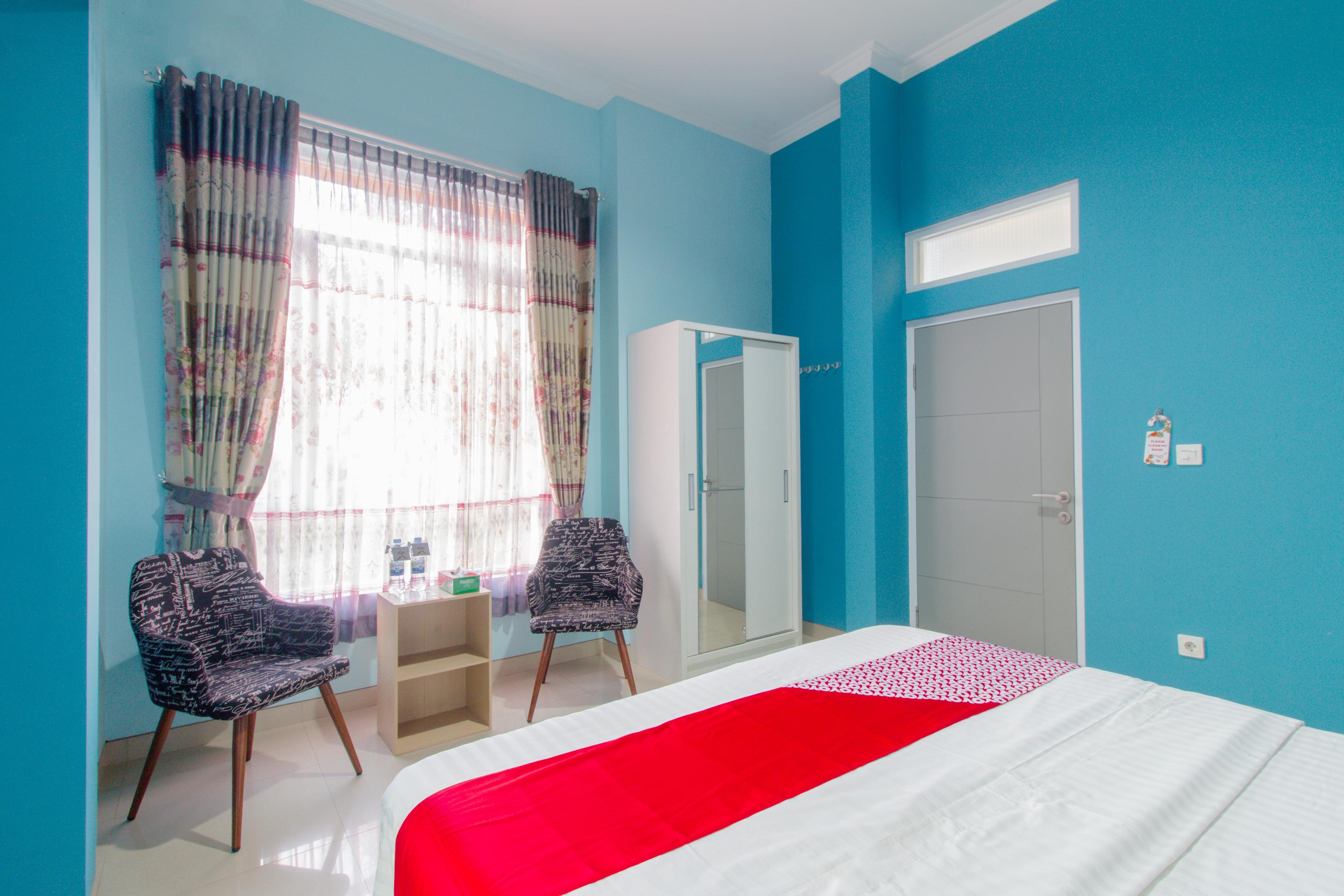 Hotel Oyo 871 Aira Costel à Cianjur Extérieur photo